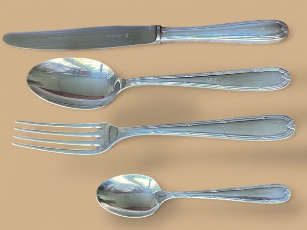 Ménagère Alfenide Christofle métal argenté - 48 pièces modèle Rubans