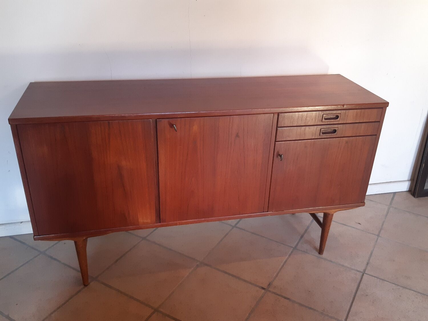 Scandinavian vintage sideboard 3 doors 2 drawers