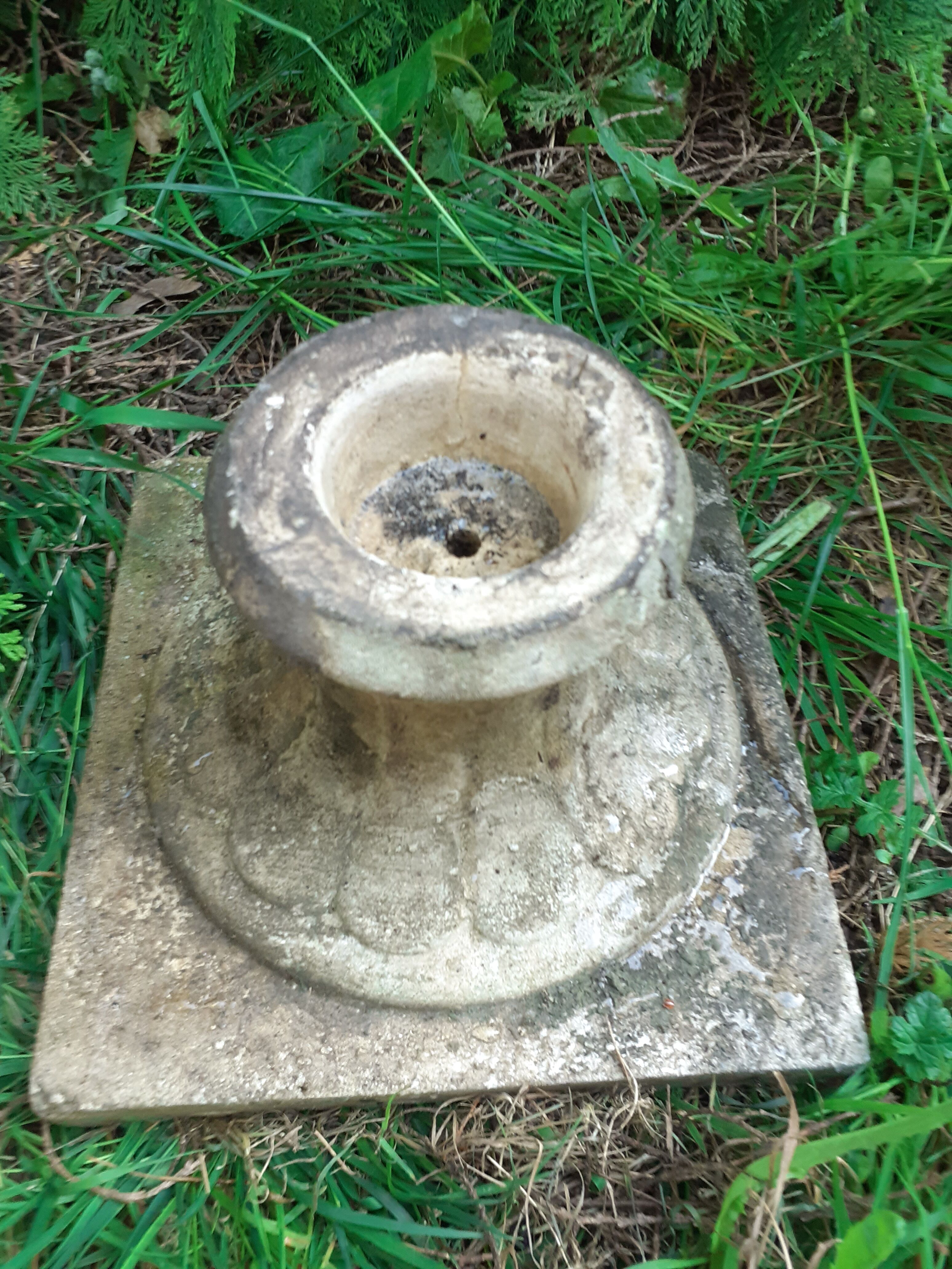 Pair of stone planter medicis