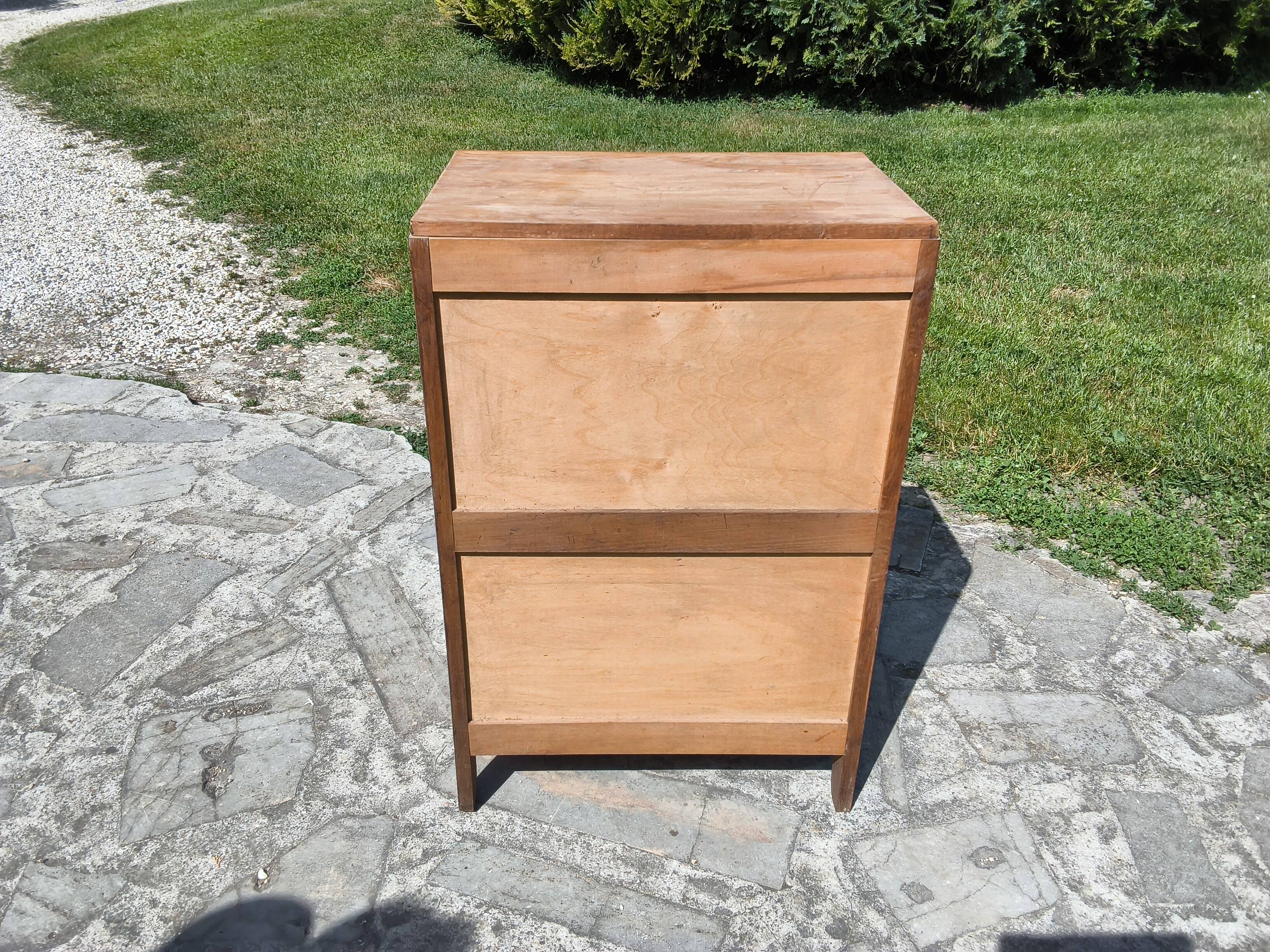 Commode