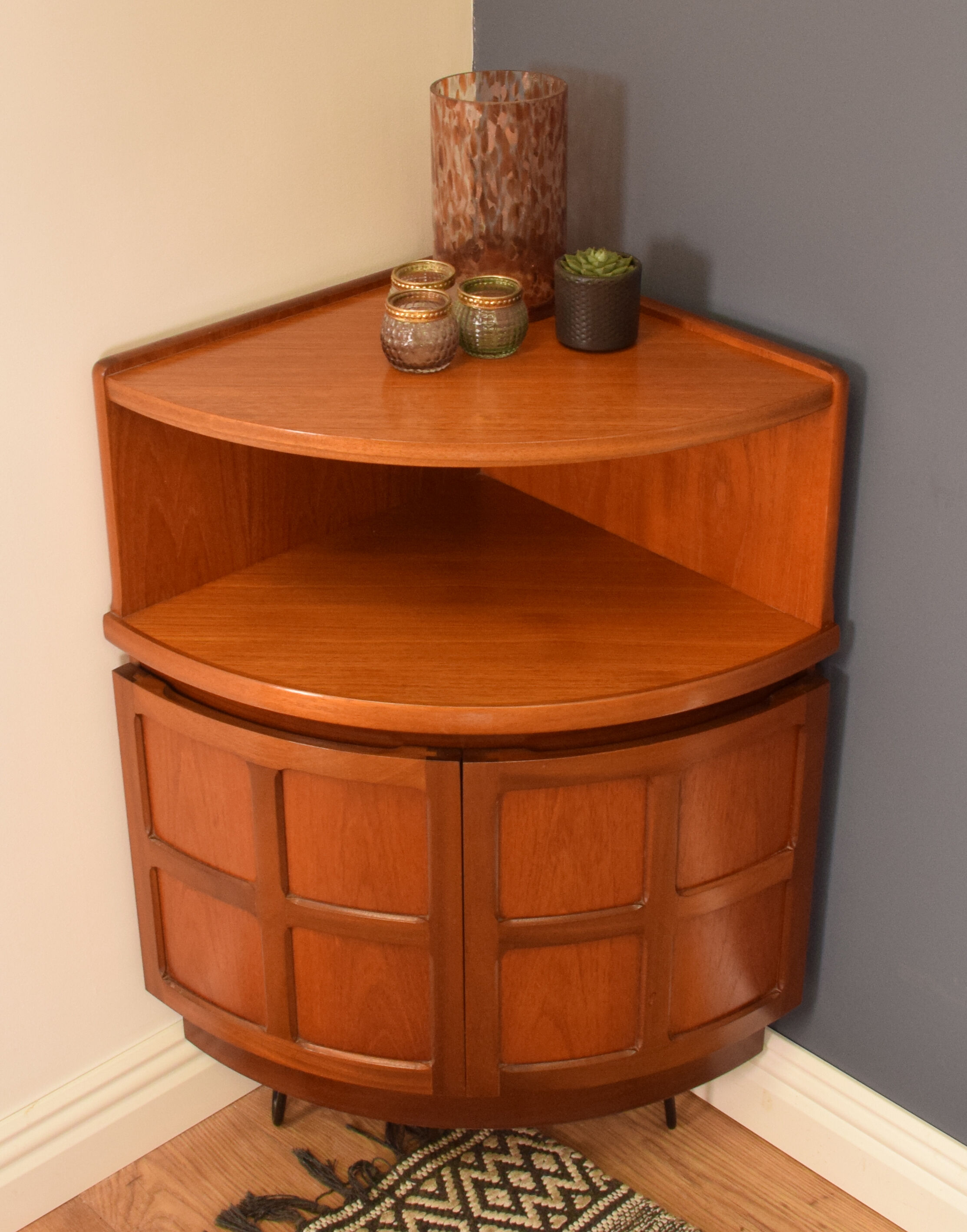 Restored teak retro 1960s nathan squares corner unit on hairpin legs