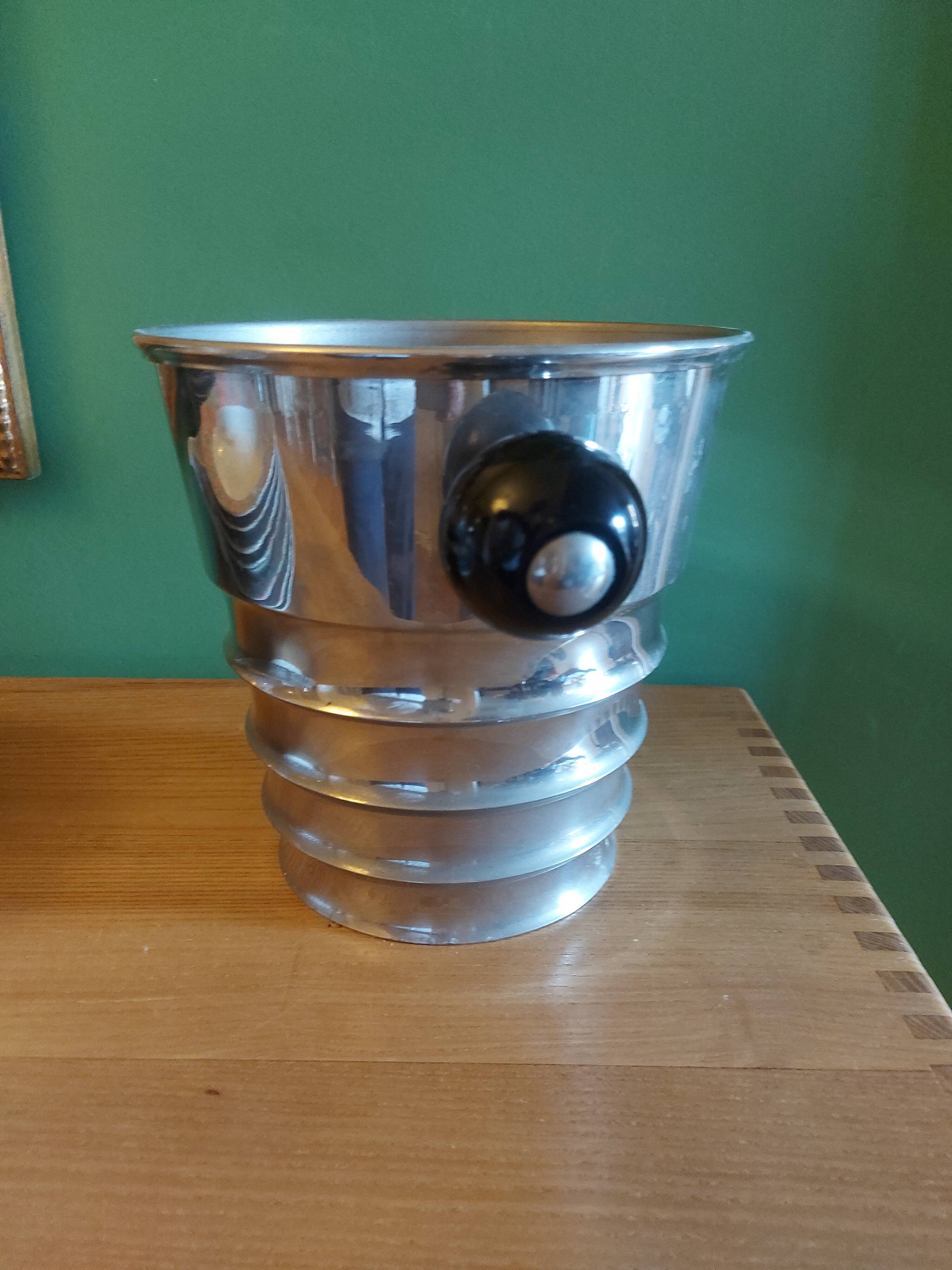 Eco art champagne bucket
