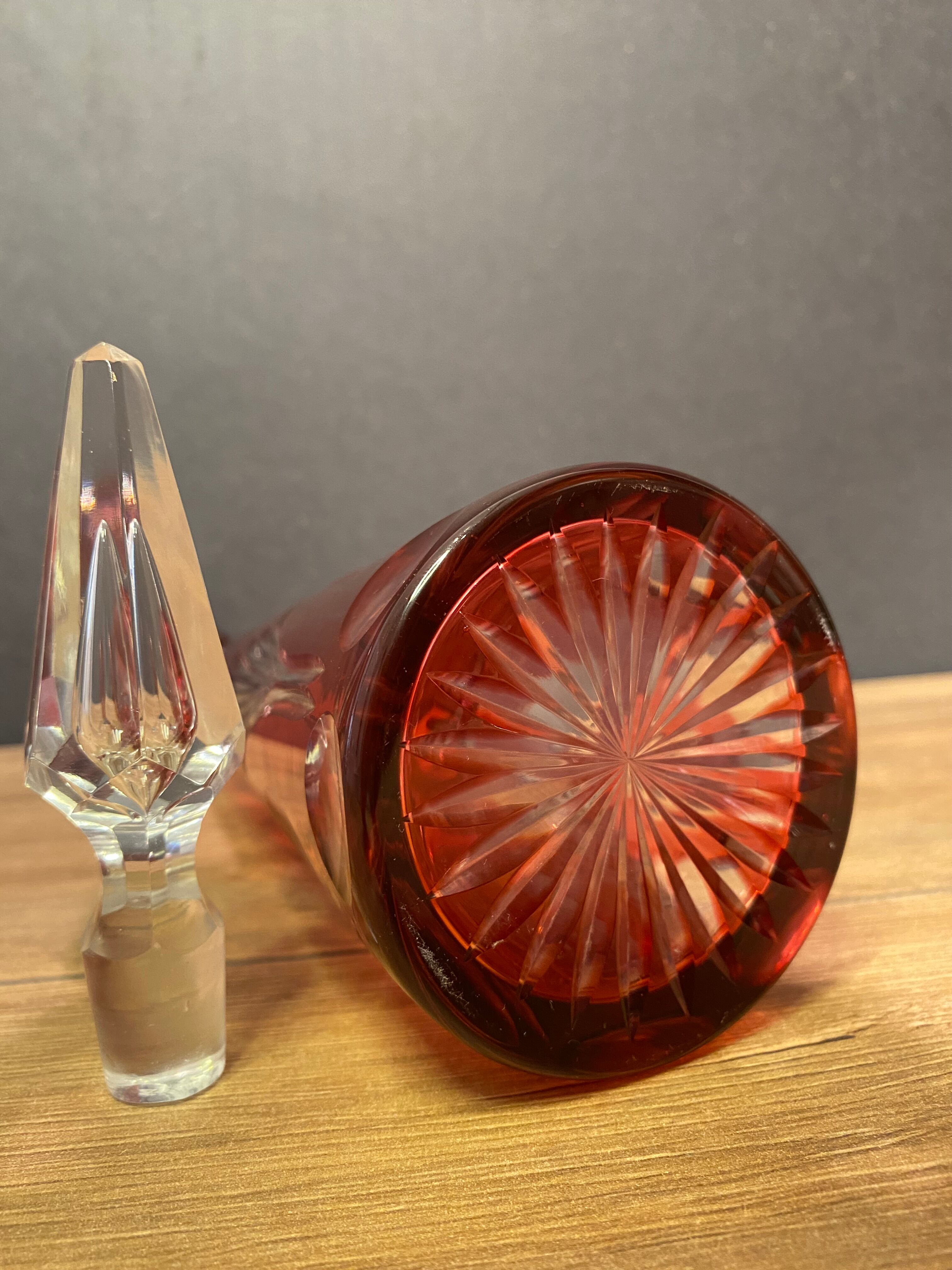 Piriform decanter in cut and tinted red crystal Overlay, Baccarat, Saint Louis