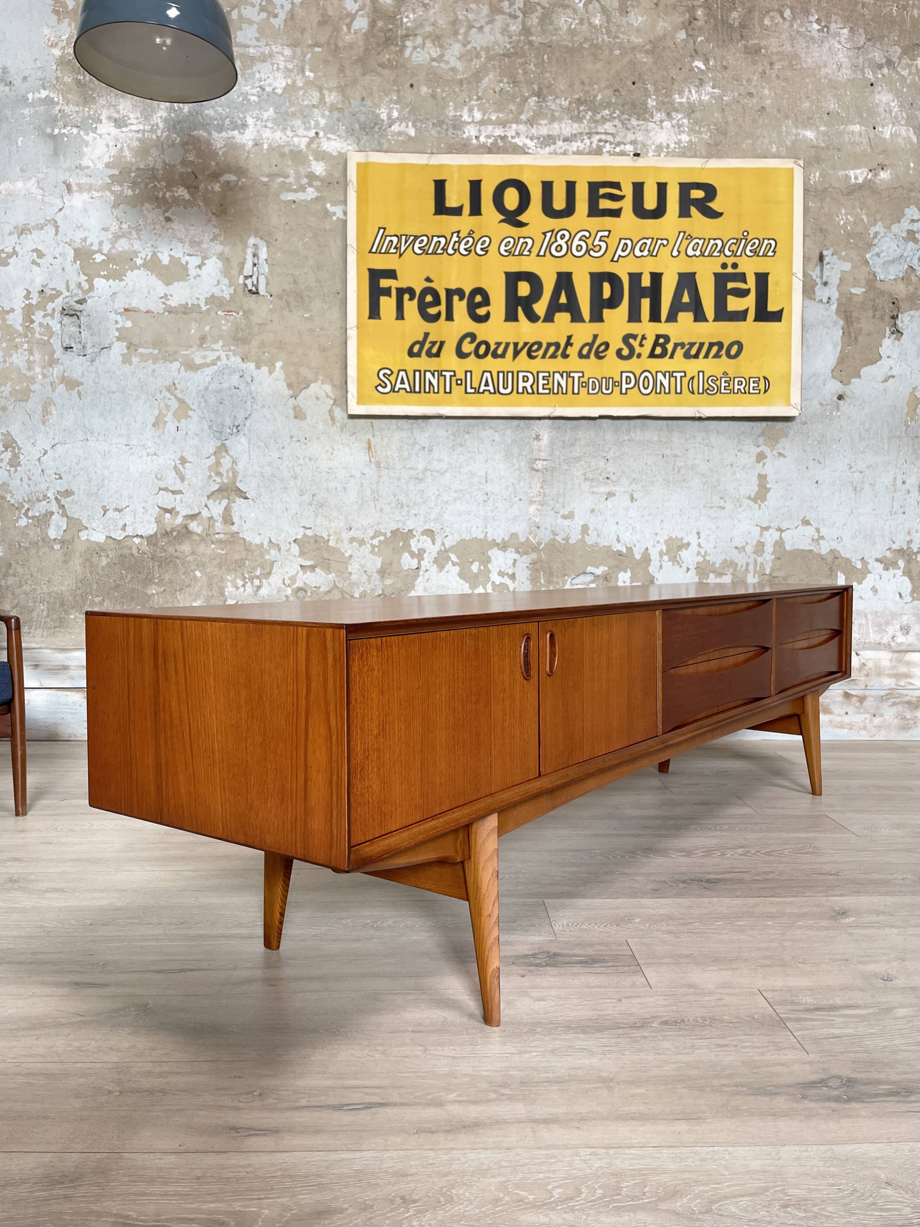 Scandinavian enfilade by Oswald Vermaercke for V-FORM, circa 1950