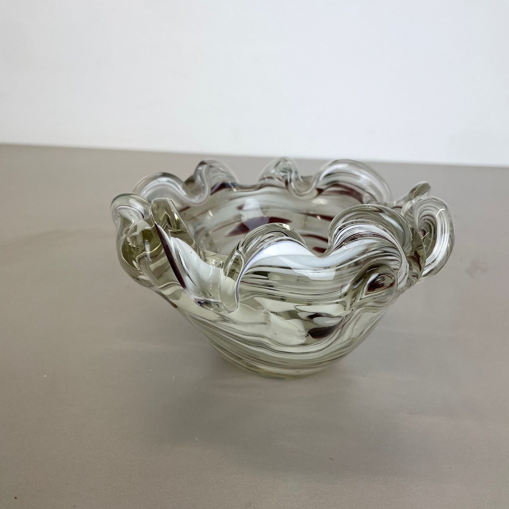 Murano Glass 1,1kg "FLORAL" Bowl Element Shell Ashtray Murano, Italy 1970s