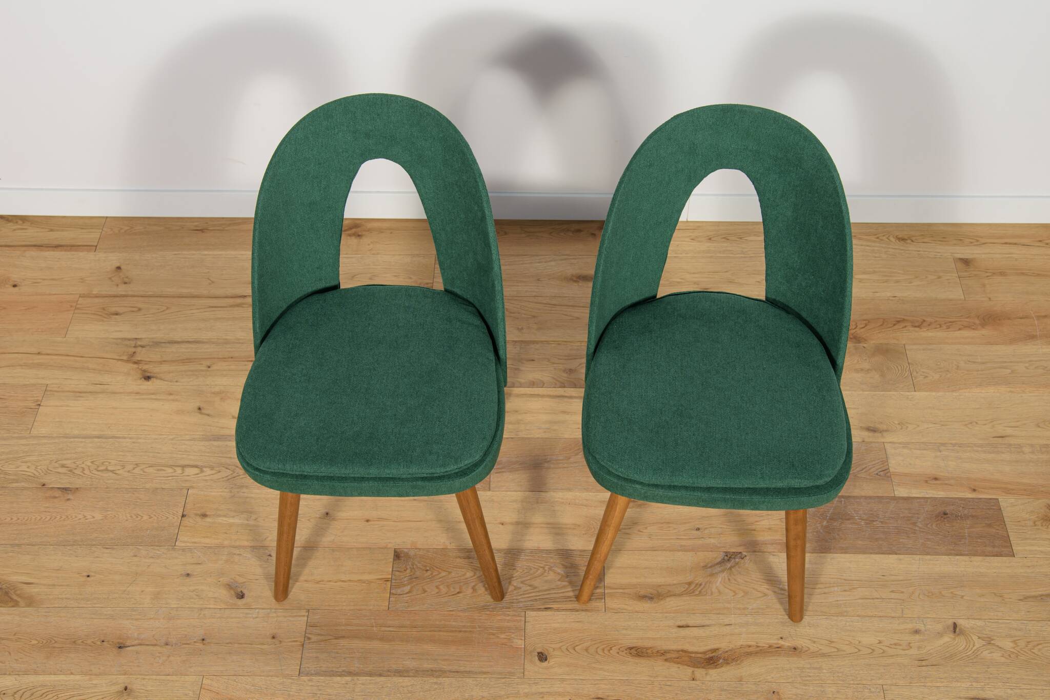 Dining Chairs by Antonín Šuman for Tatra, 1960s, Set of 2