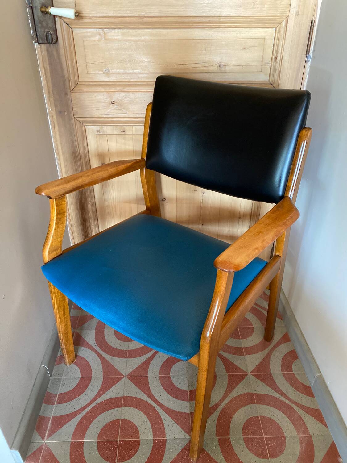 Vintage armchair 1950