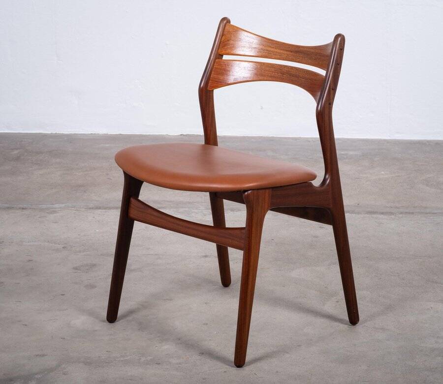 Vintage Danish Dining Chairs in Teak by Erik Buch, 1960s, Set of 4