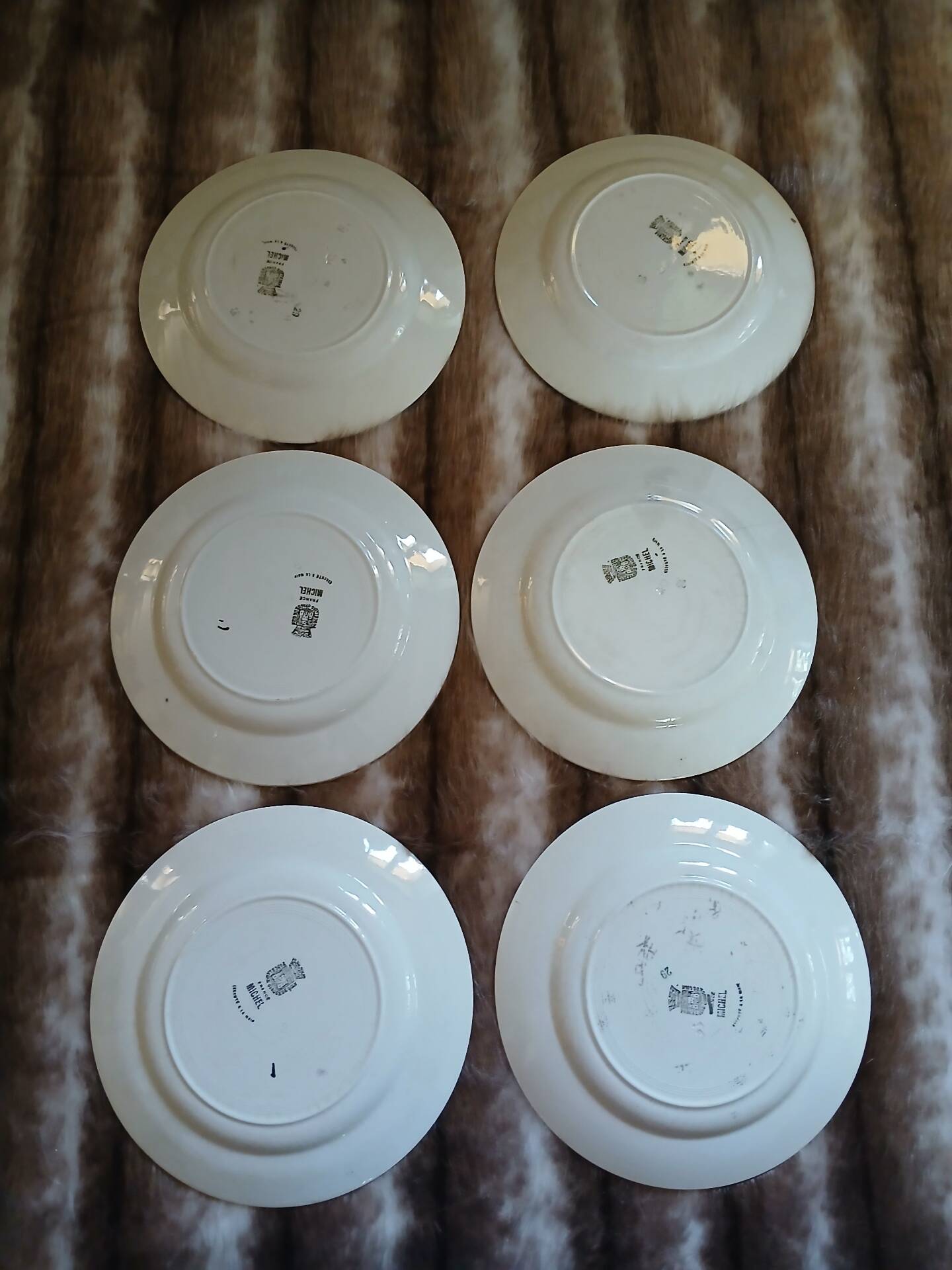 6 assiettes plates anciennes "Michel " de Gien
