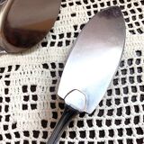 Set of two cutting shovels for cakes, tarts and sweets