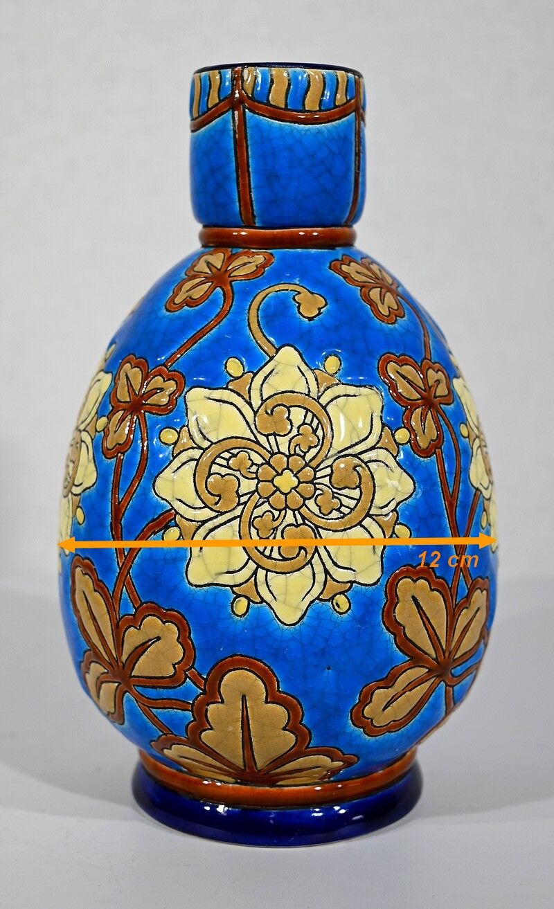 Vase decorated with flowers in enamels of longwy – early twentieth century