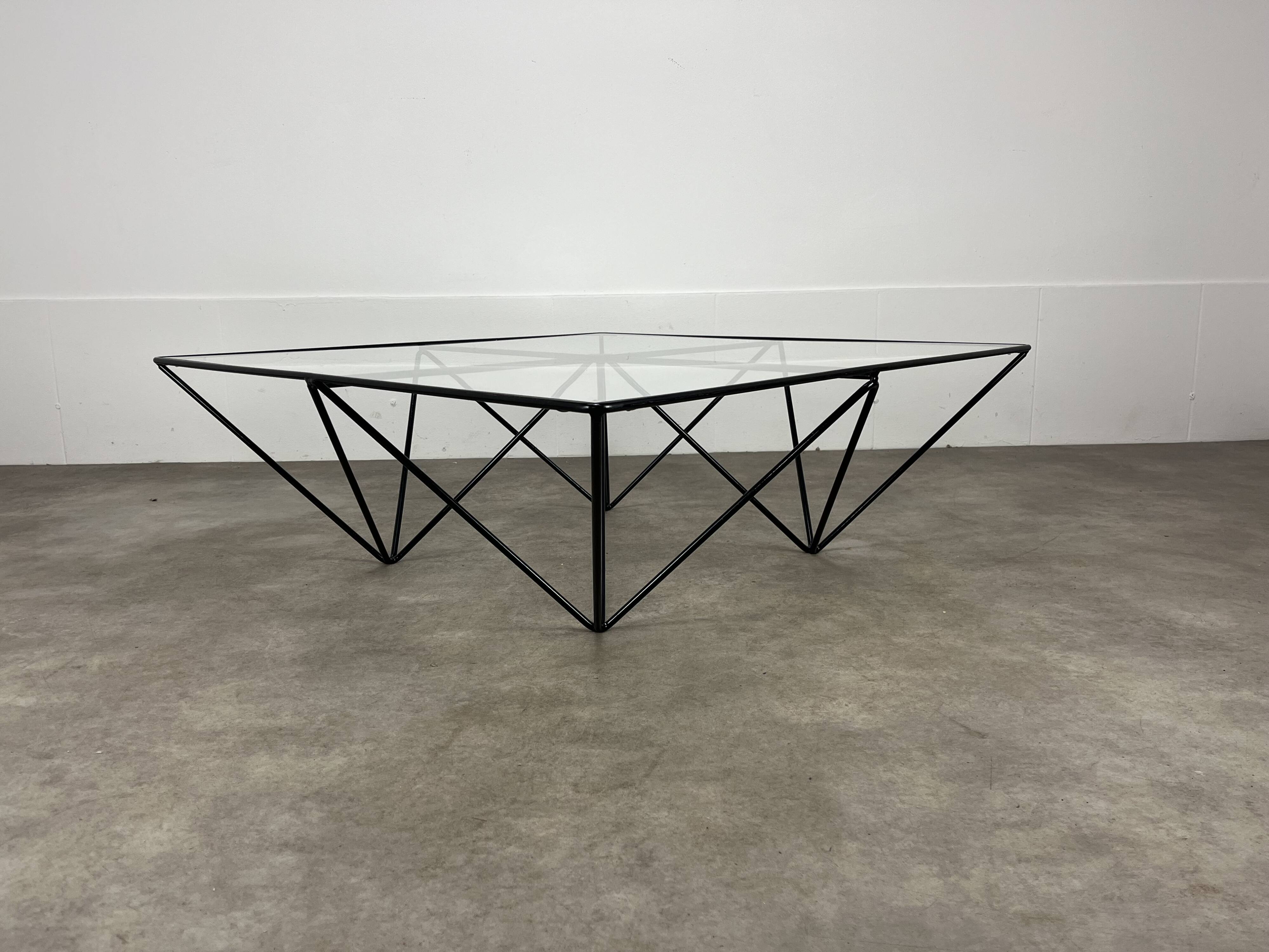 Pyramidal coffee table in steel wire and glass in the style of Piva