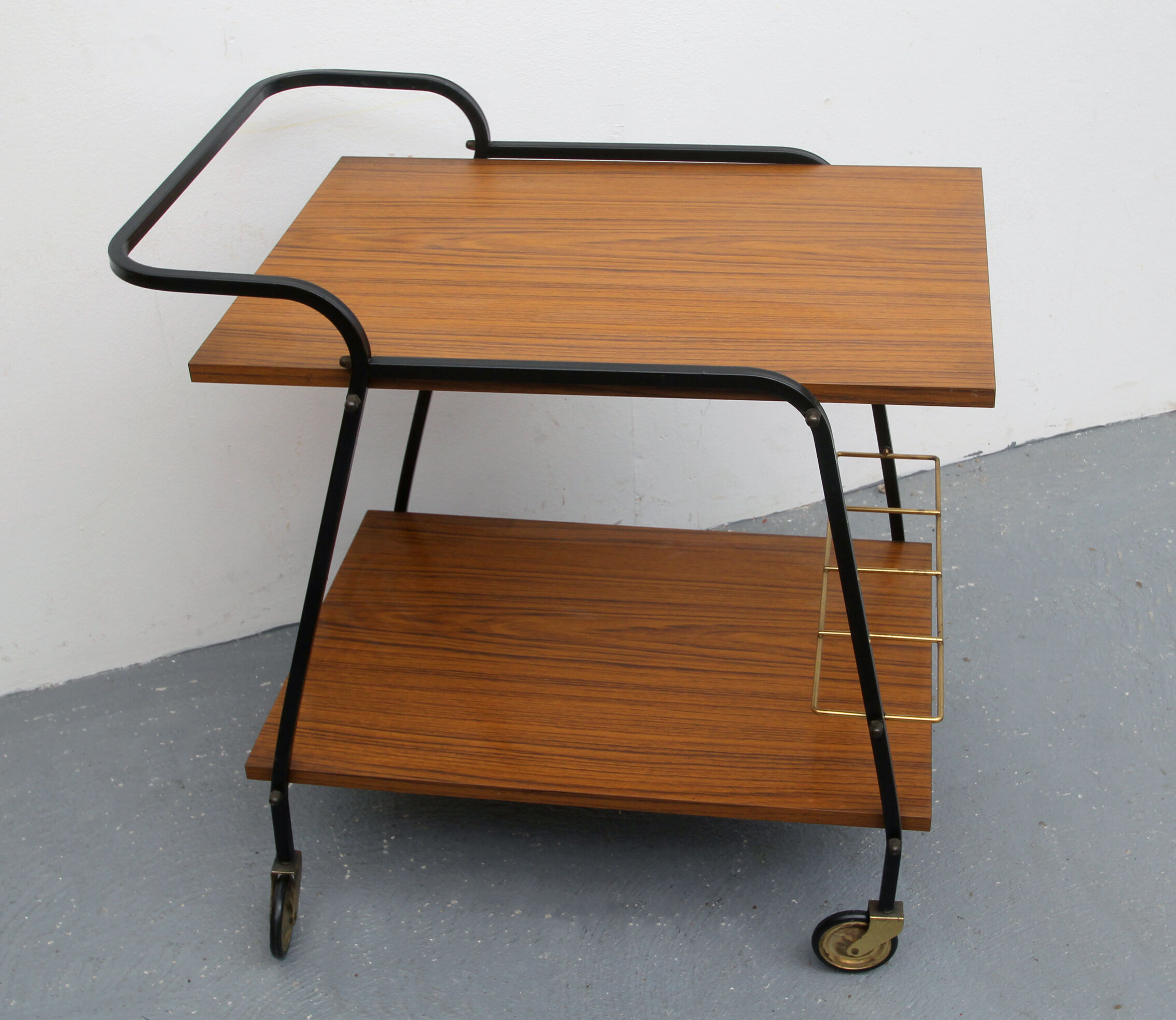 Bar trolley in wooden formica, 1960