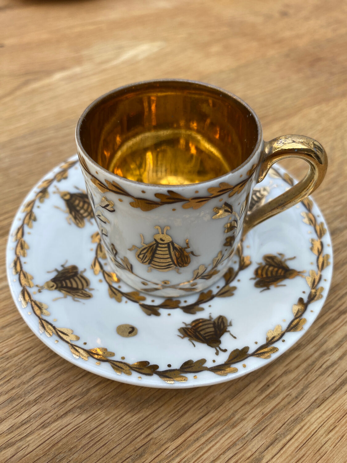 Porcelain cup