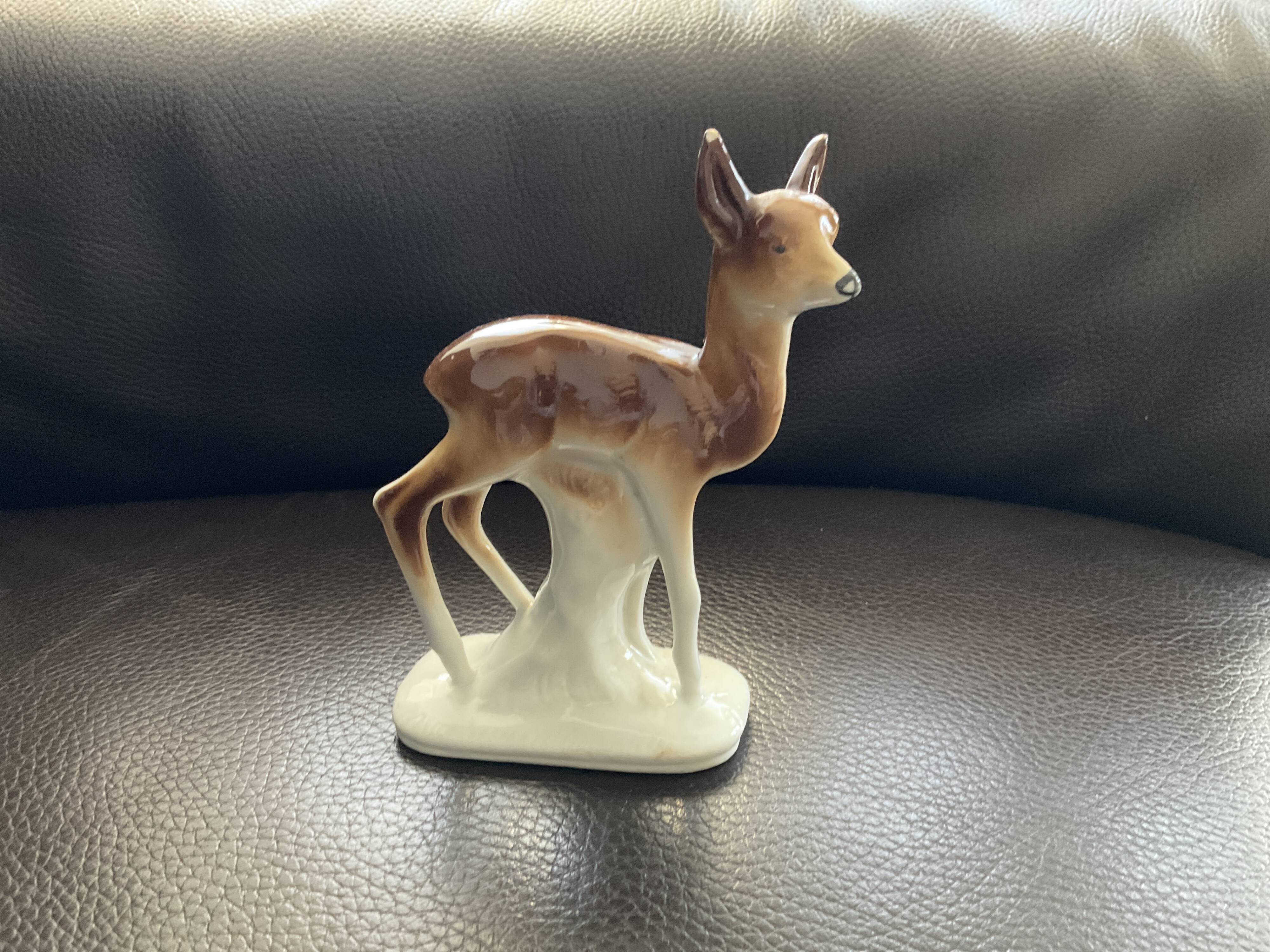 Figurine porcelaine biche