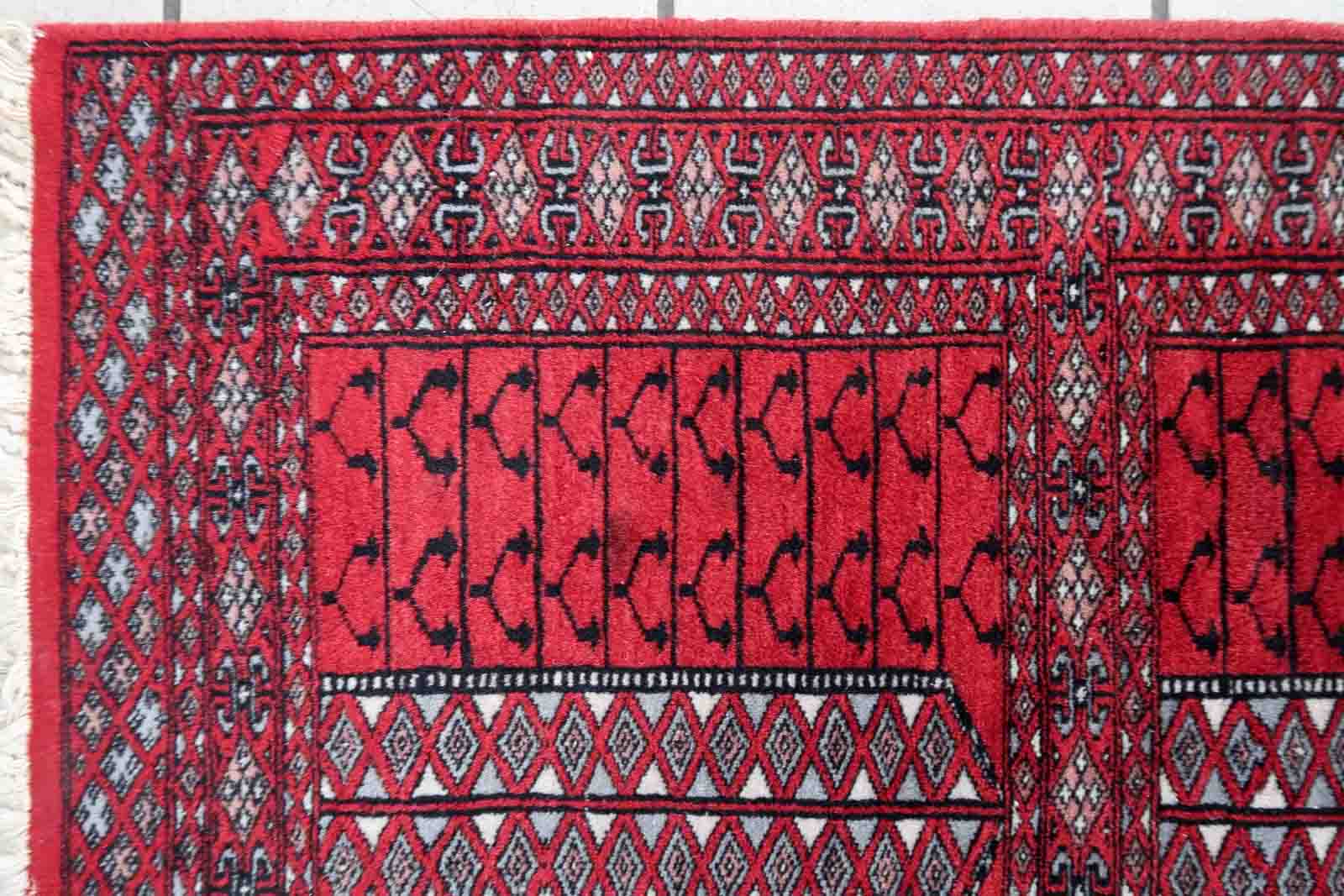 Handmade Pakistani Lahore vintage rug 64cm x 88cm 1970s