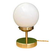 Vintage globe table lamp in white opaline.