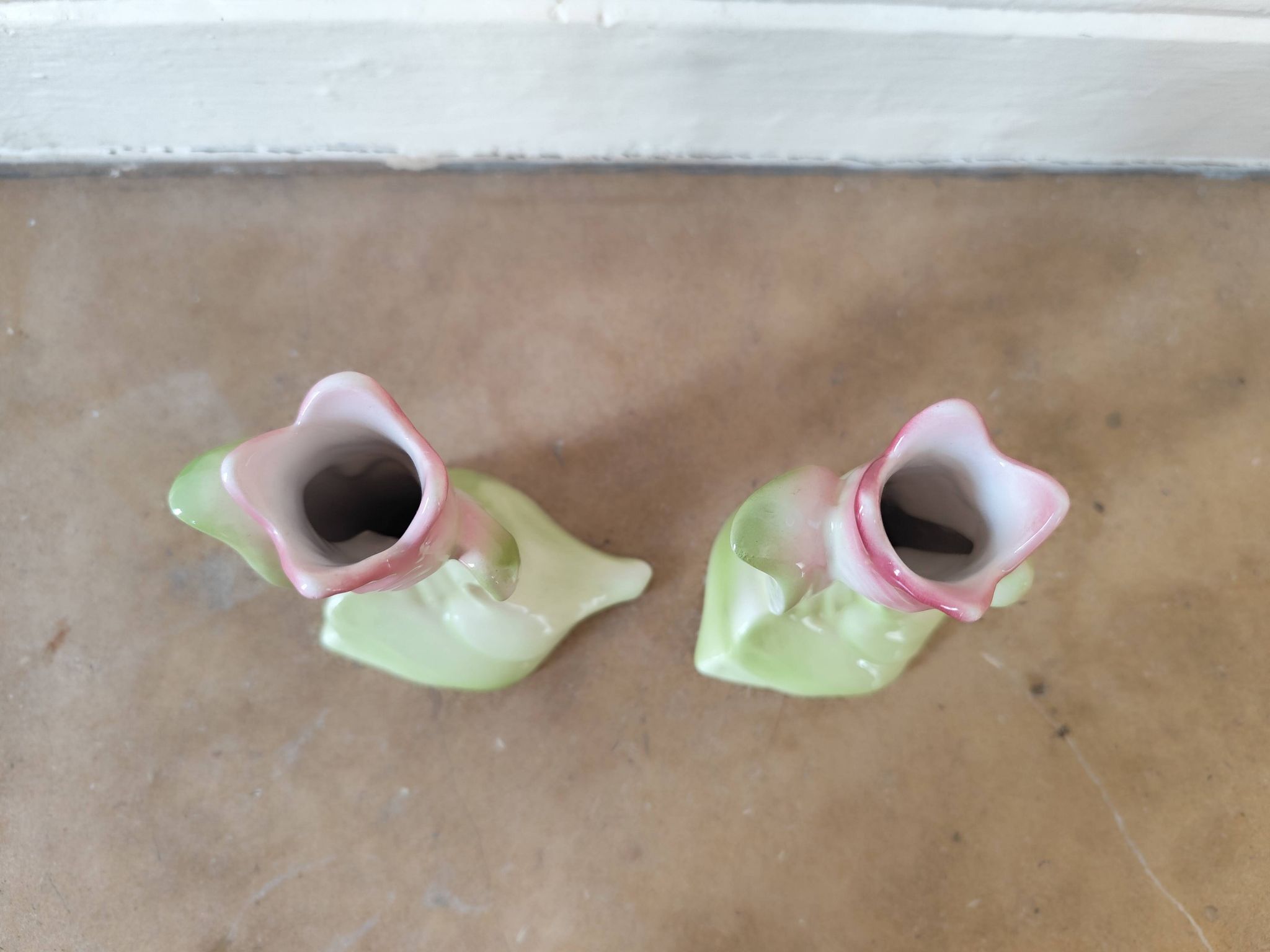 Paire vases soliflore art deco barbotine tulipe