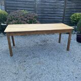 Farm table