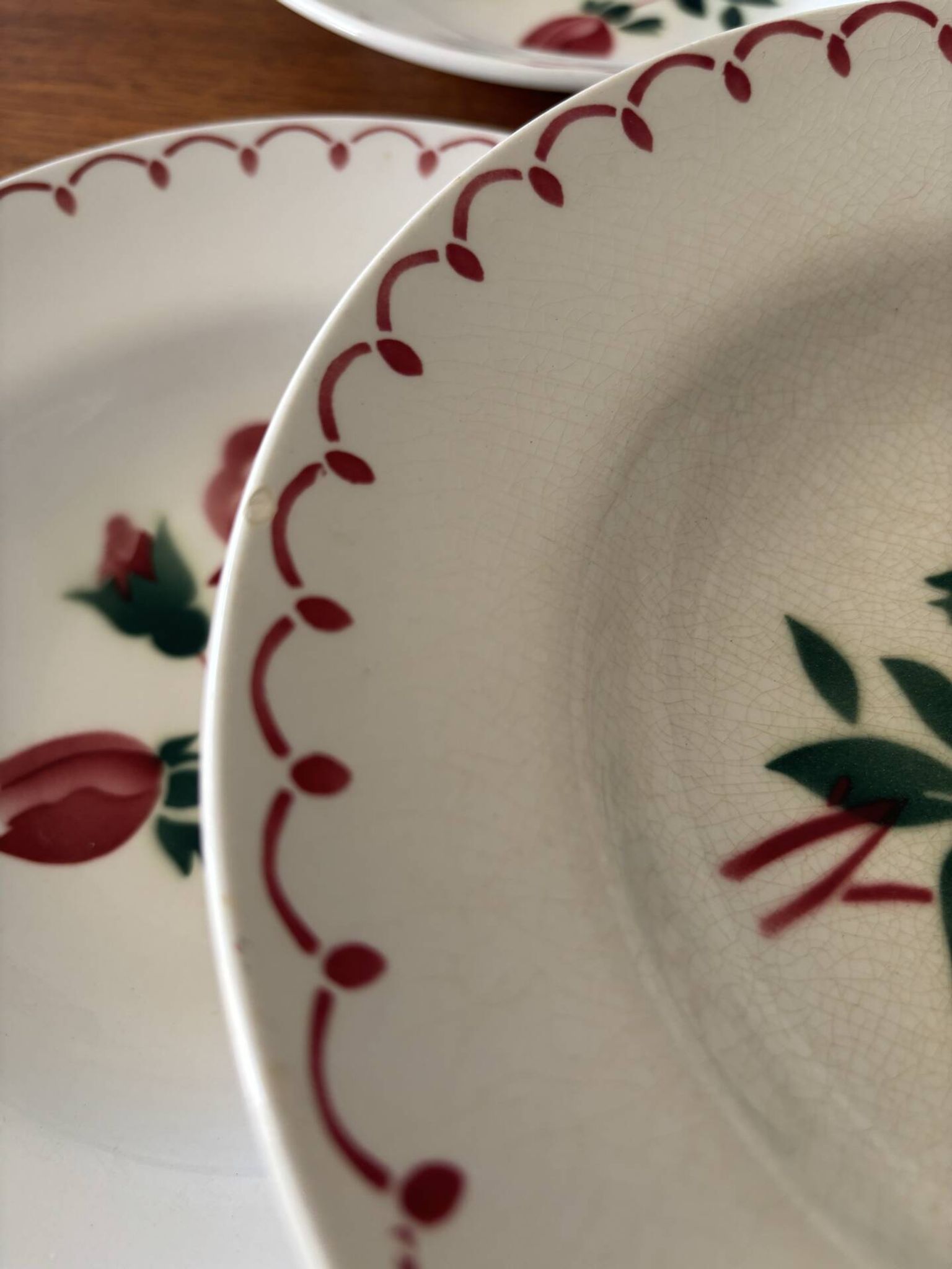 Set of 6 antique deep plates in earthenware • Red rose decoration