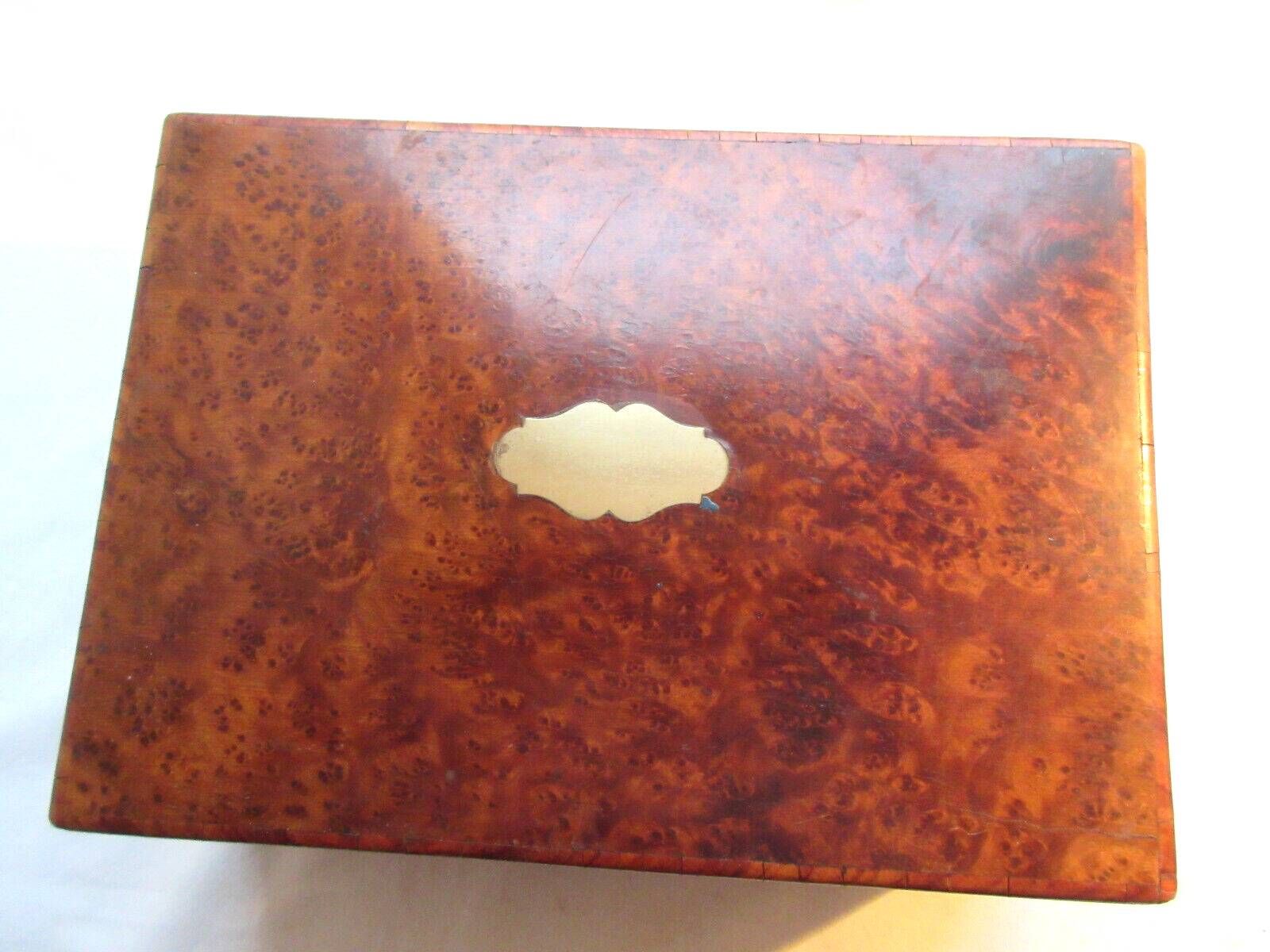 19th century Napoleon III box, blue silk padded jewelry box in elm burl
