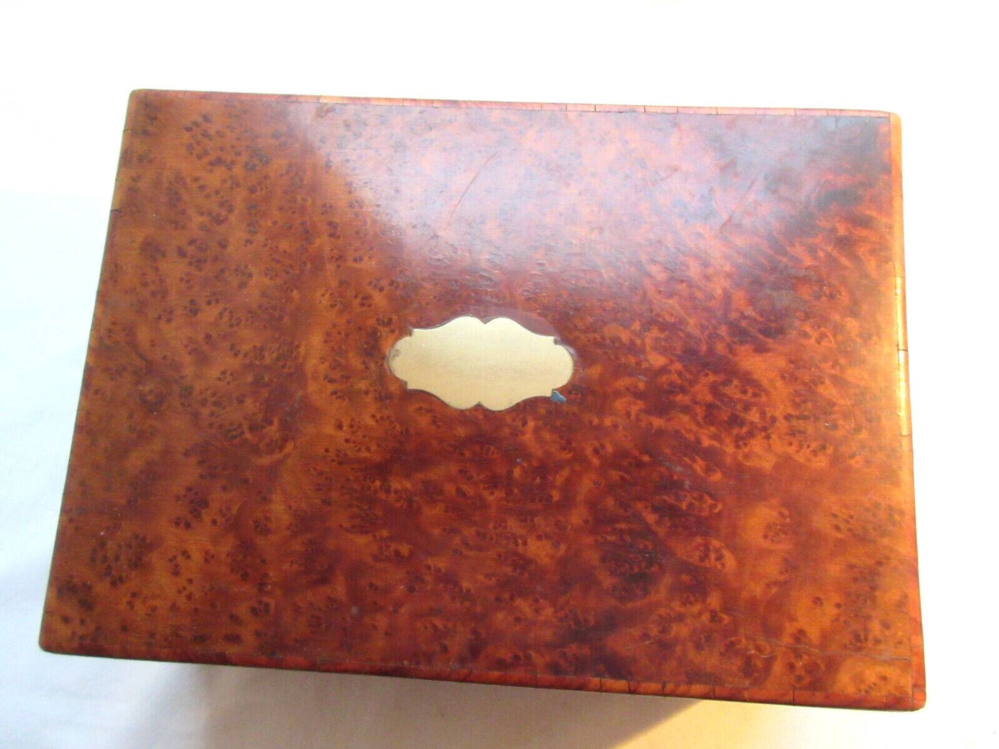 19th century Napoleon III box, blue silk padded jewelry box in elm burl