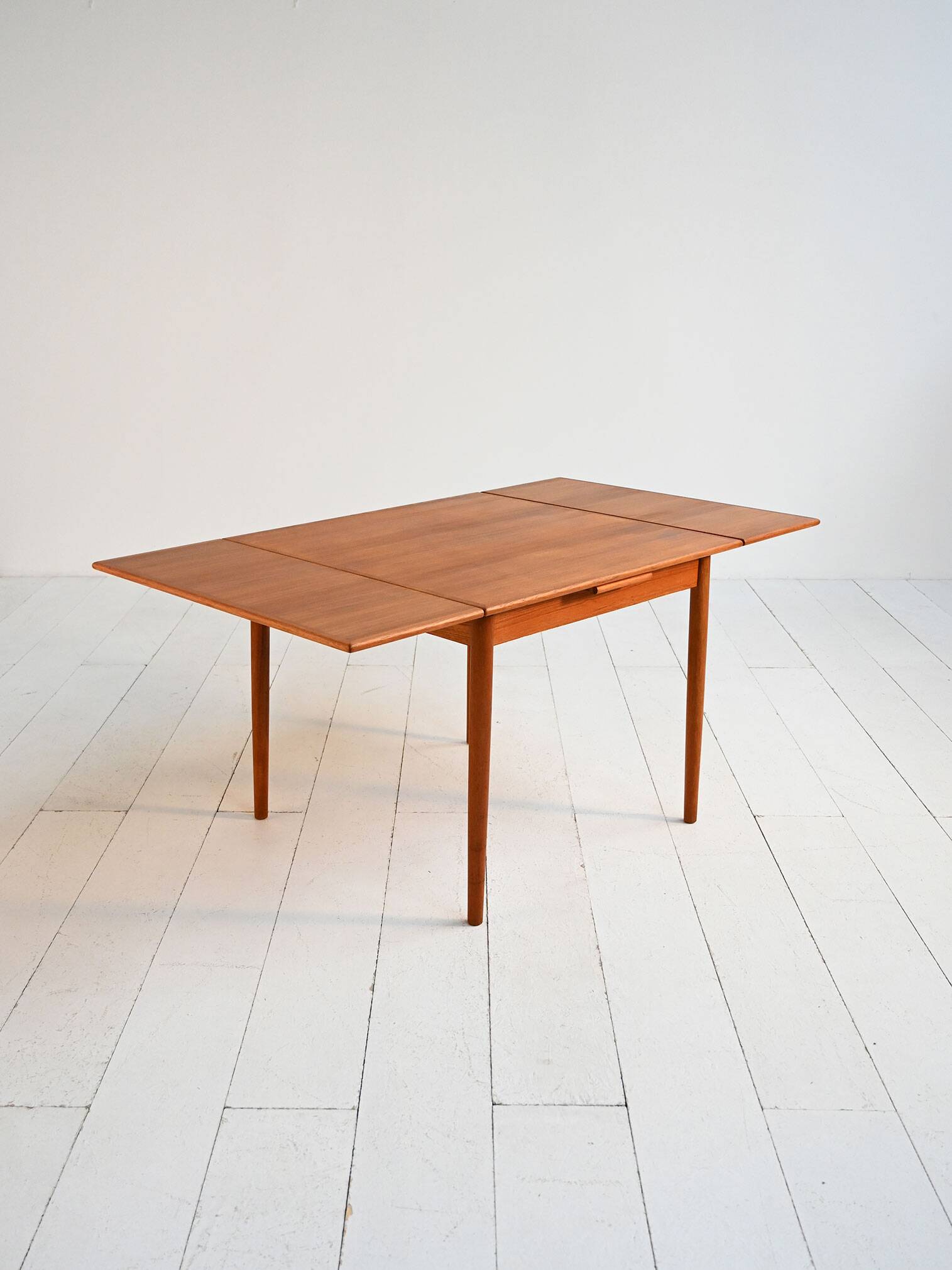 Teak extendable dining table, 1960s
