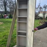 Metal cloakroom