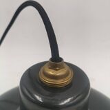 Enamelled sheet metal pendant light