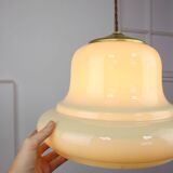 Suspension mid-century en laiton jaune et verre, italie