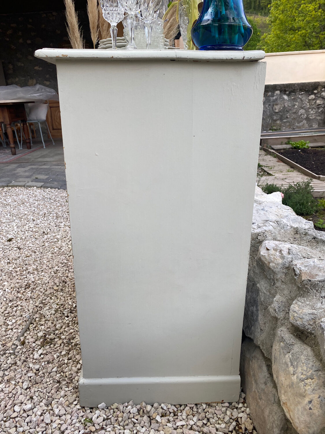 Patinated sideboard 2 drawers and 2 doors