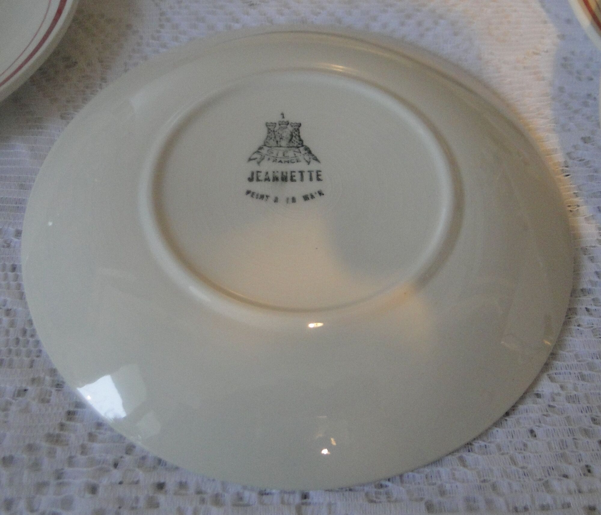 Dessert service Gien model jeannette painted a.la hand 1 dish 12 plates