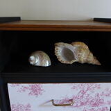 Chest of drawers in black and toile de Jouy