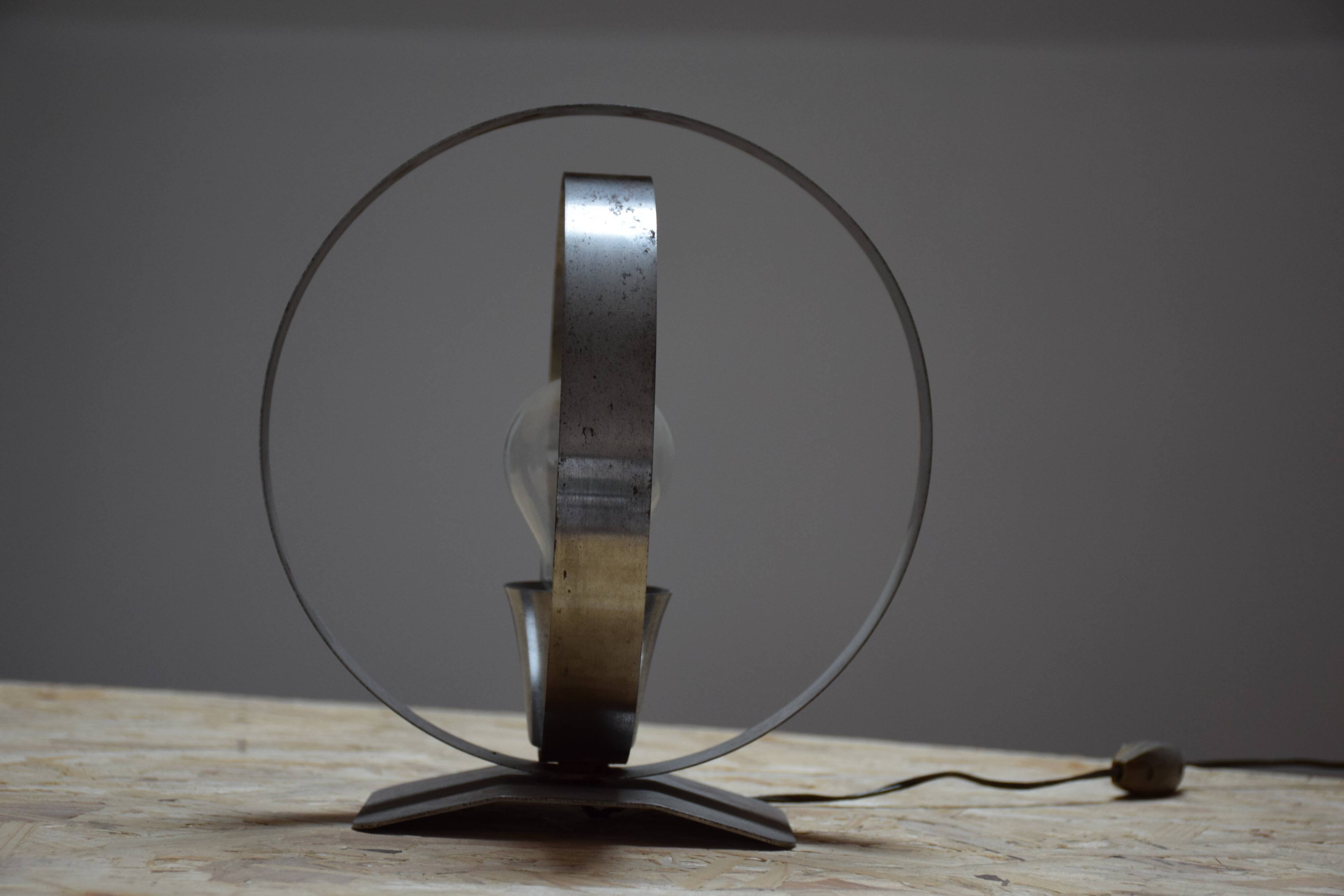 Steel-strapping light