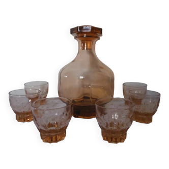 Pink glass liqueur carafe and 6 matching glasses