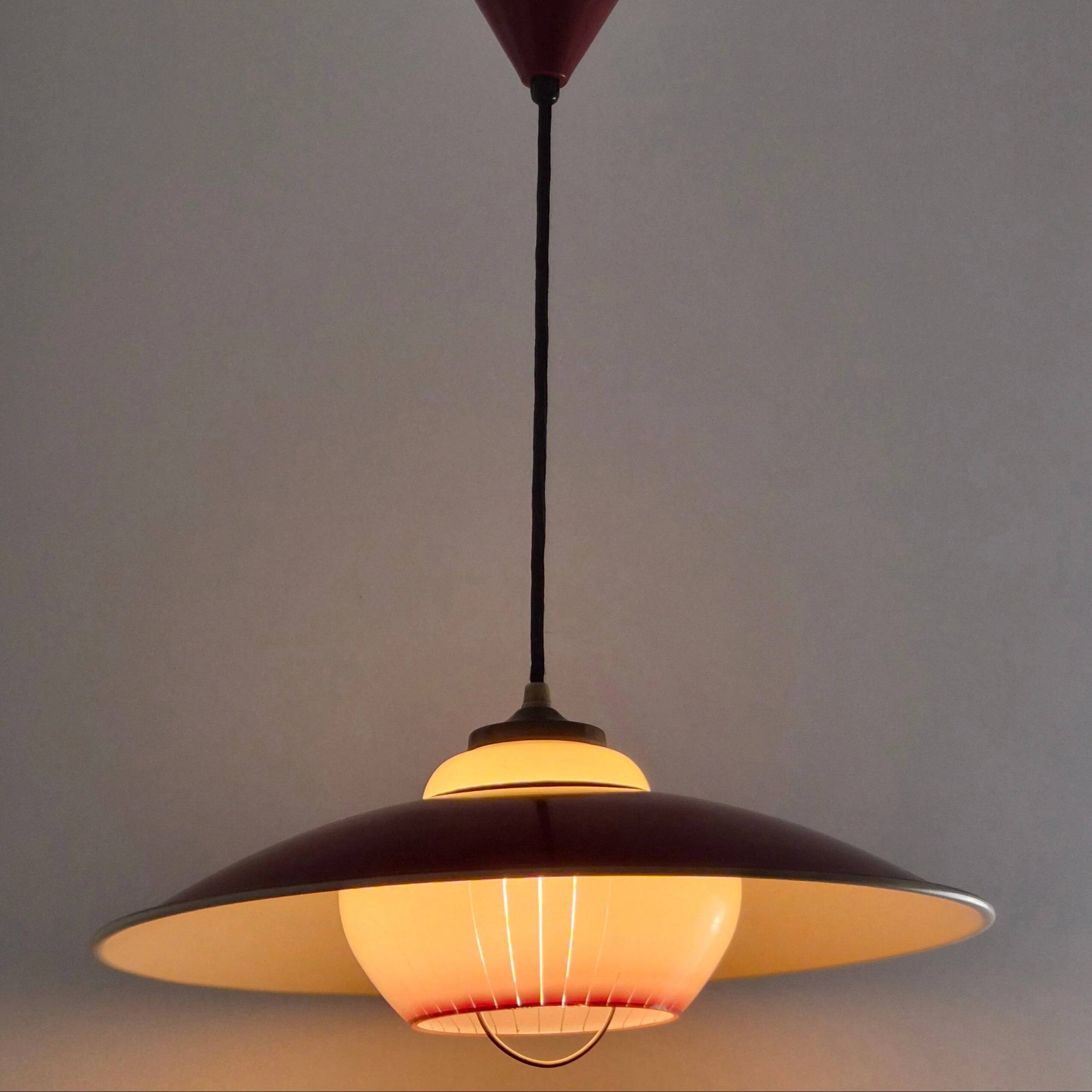 Extensible metal and opaline pendant light, Denmark, 1960.