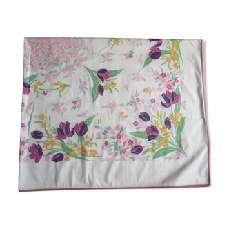 Rectangular polyester tablecloth