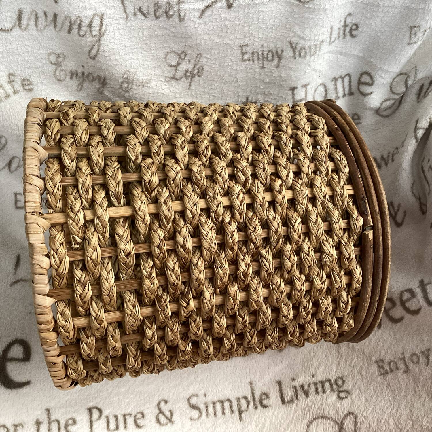 Basket woven natural fibers