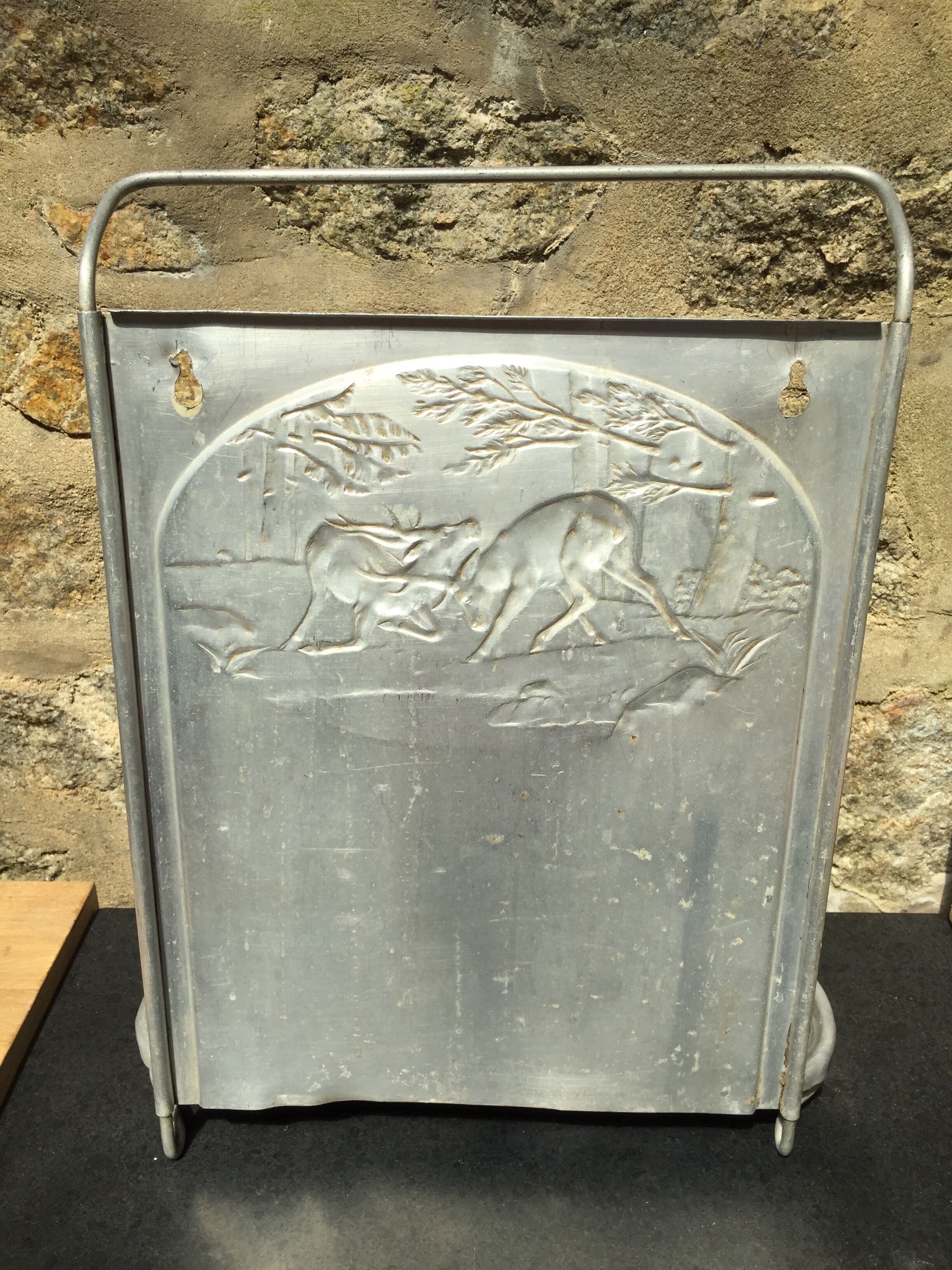 Aluminum couttoir or kitchen utensil holder