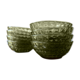 Lot 8 chiseled glass cups