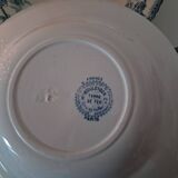 Plates crown of roses. Iron earth