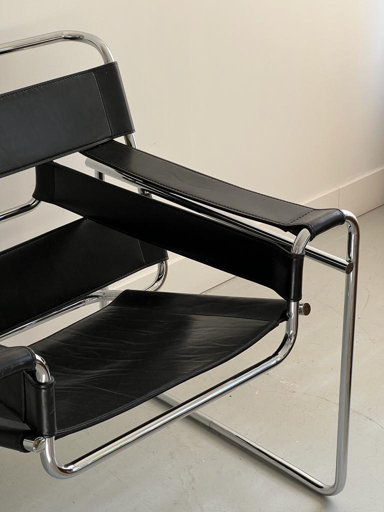 Black leather armchair model Wassily B3 by Marcel Breuer