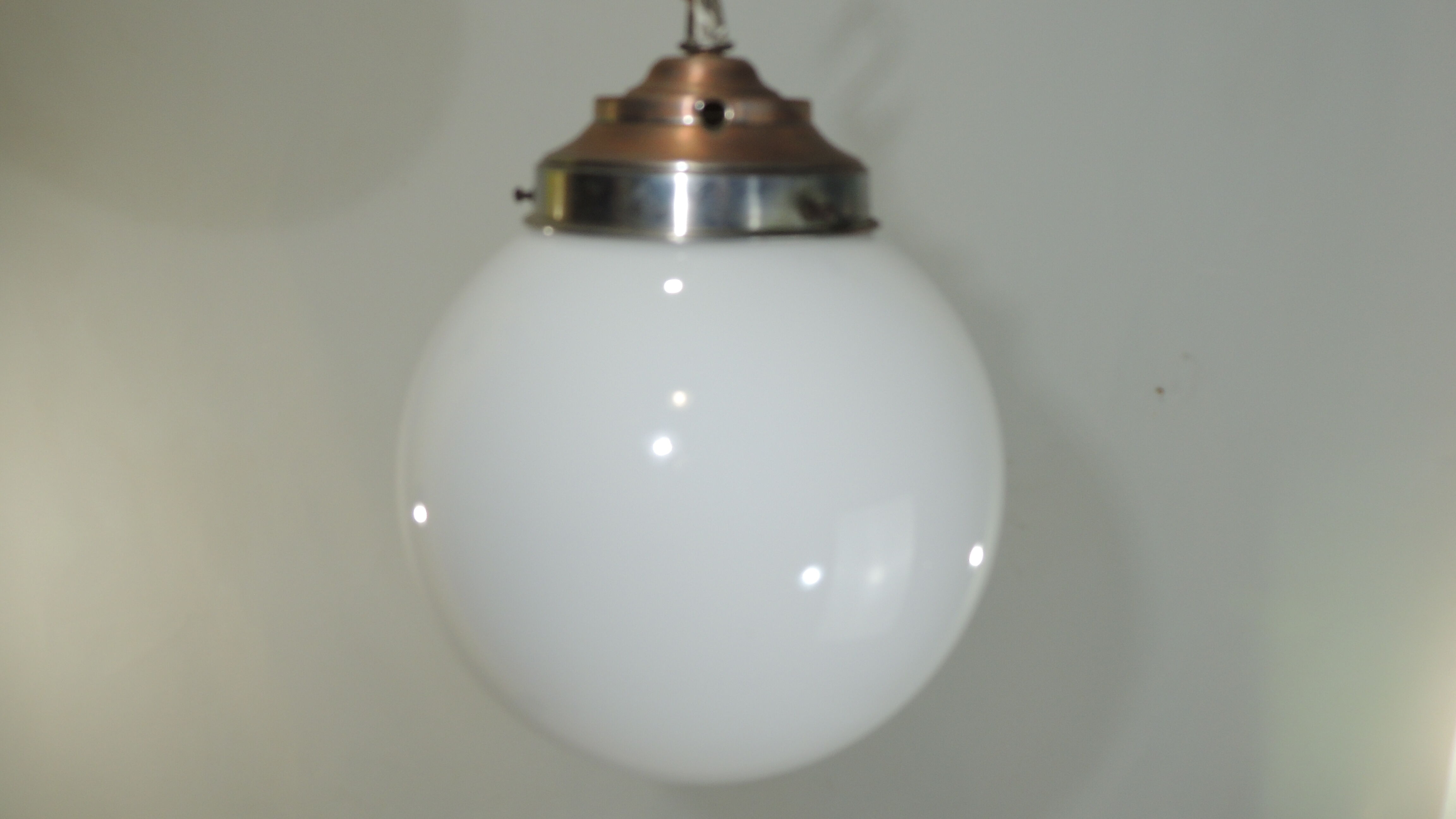 Suspension globe opaline vintage