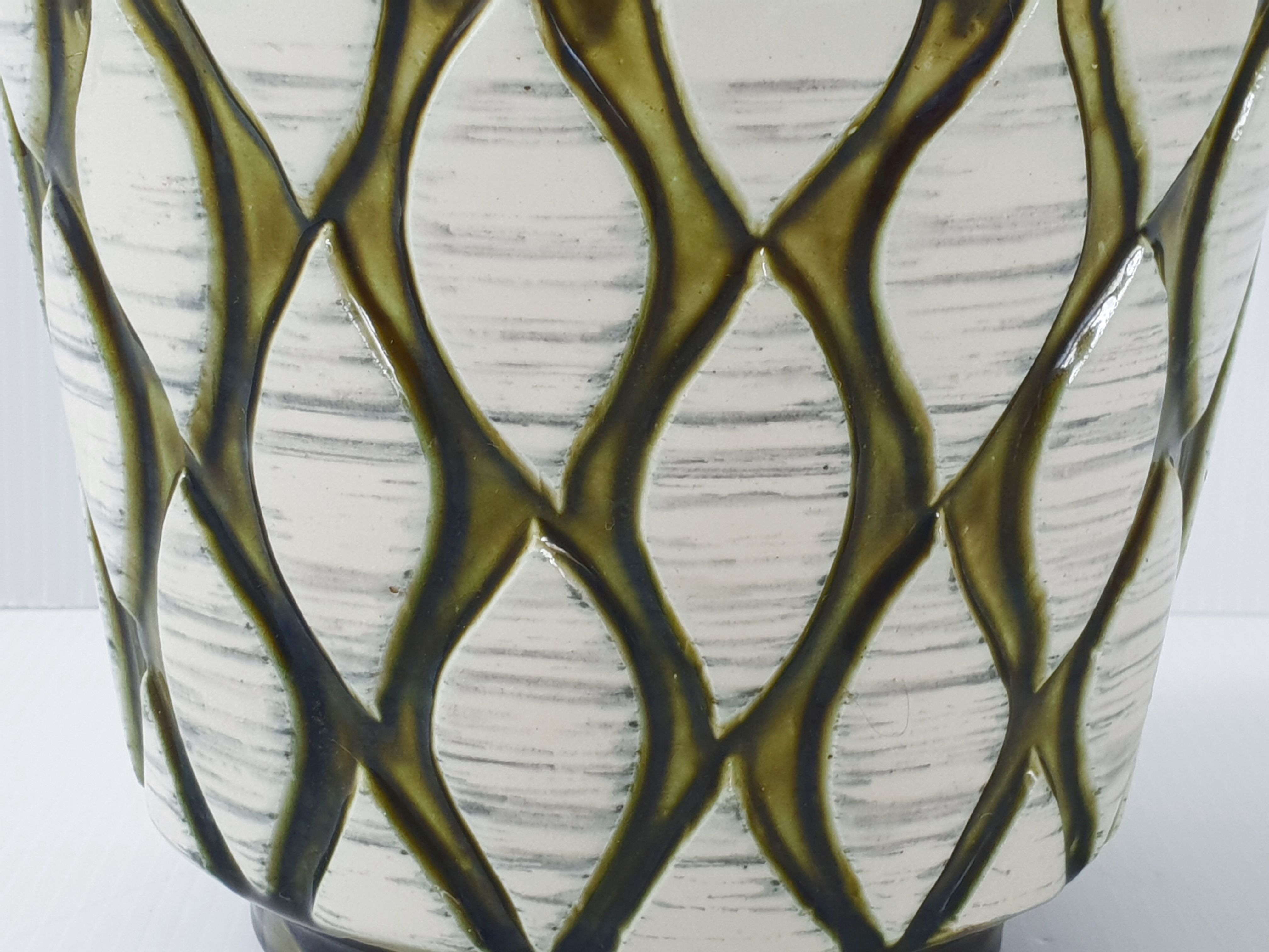 1960 vintage pot cover