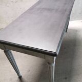 Table / Console