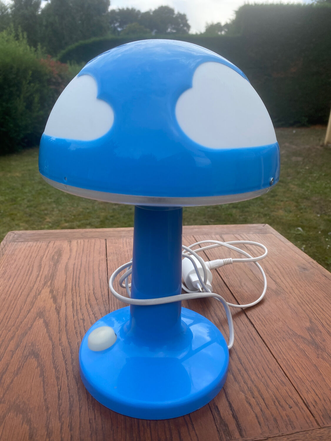 Blue skojig ikea lamp