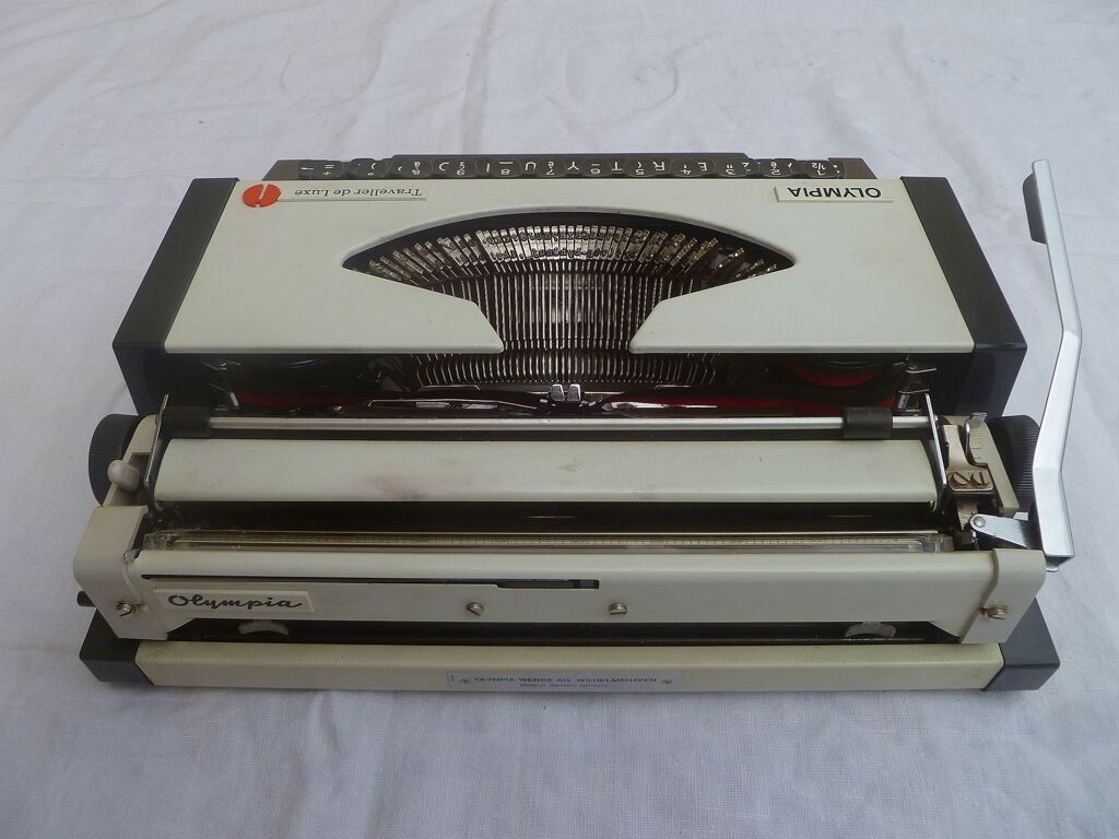 Luxury Olympia Traveler typewriter