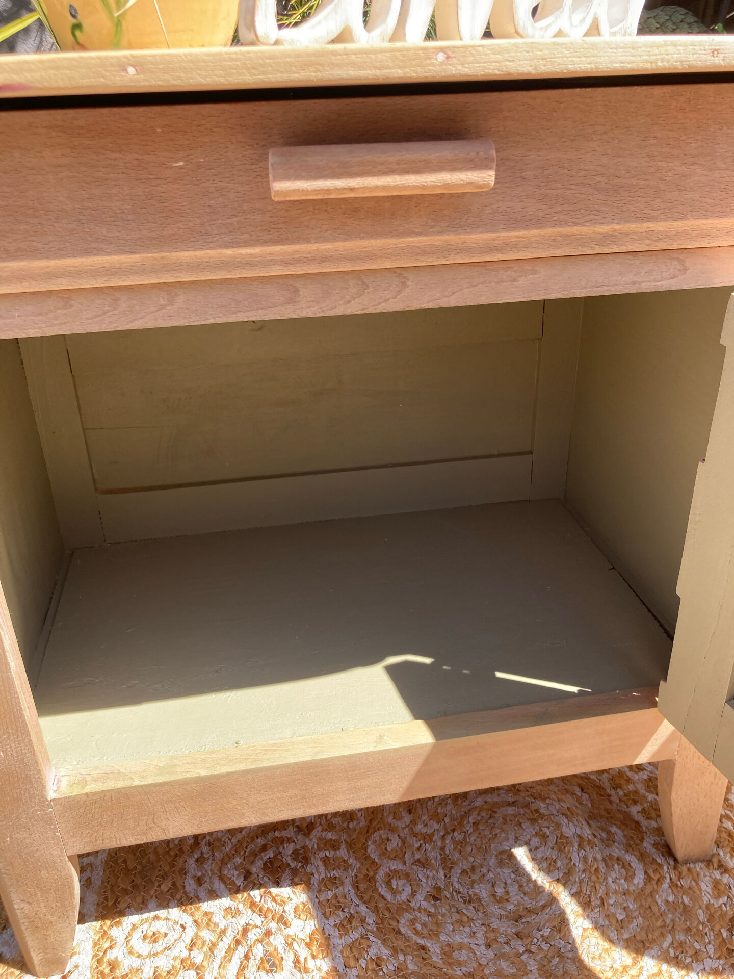 Parisian buffet (jam cupboard) in raw beech / drawer.