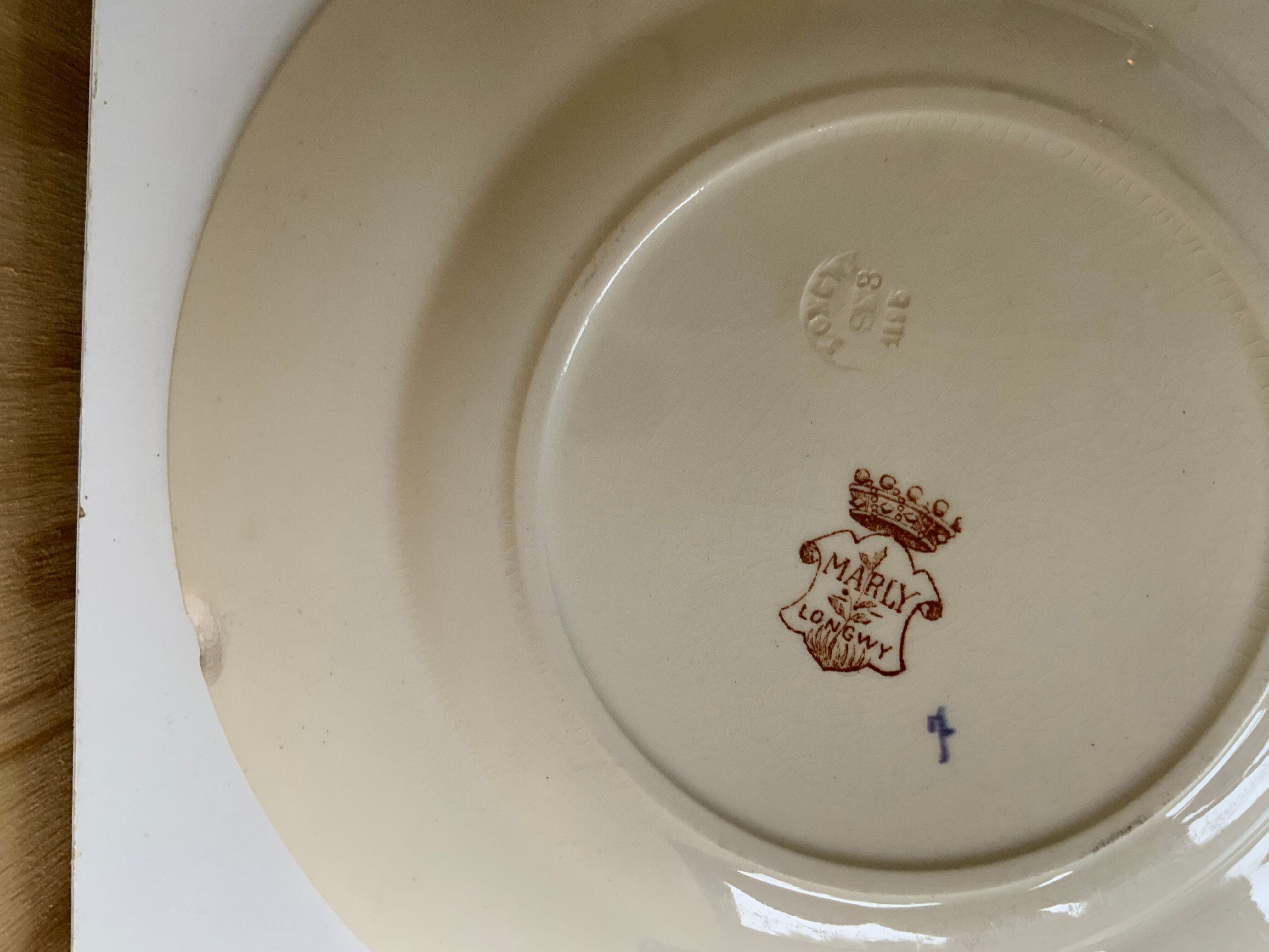 8 Terre de Fer plates