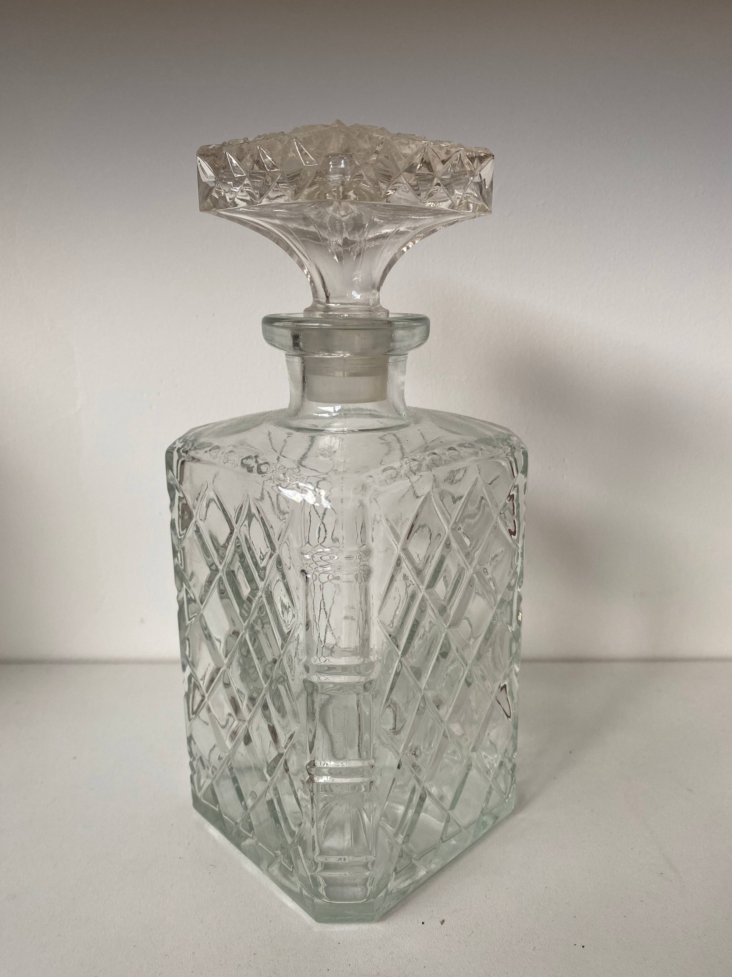 Chiseled glass whiskey decanter
